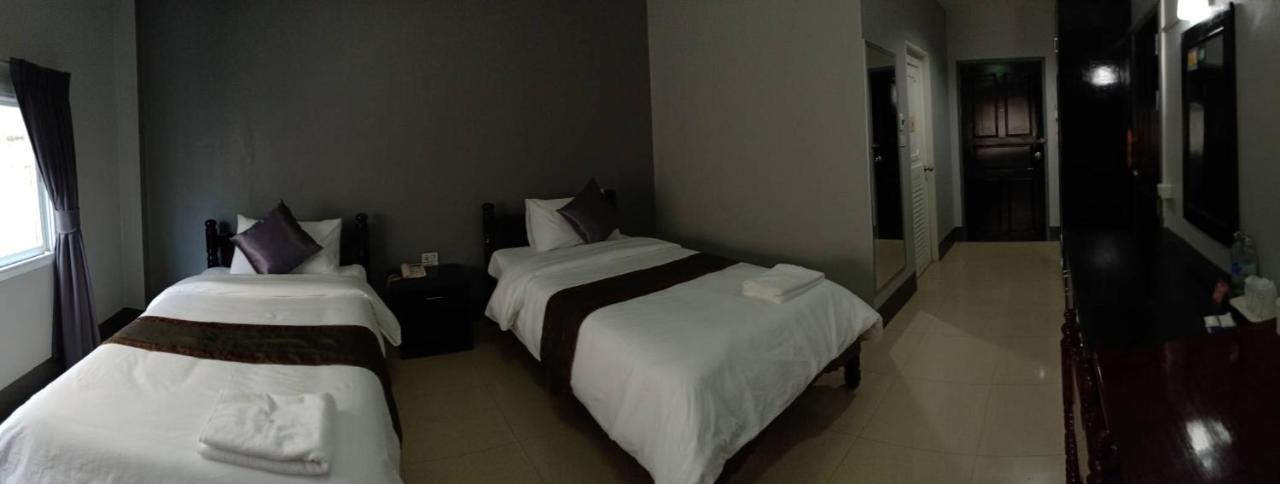 Submukda Phoomplace Hotel Mukdahan Dış mekan fotoğraf