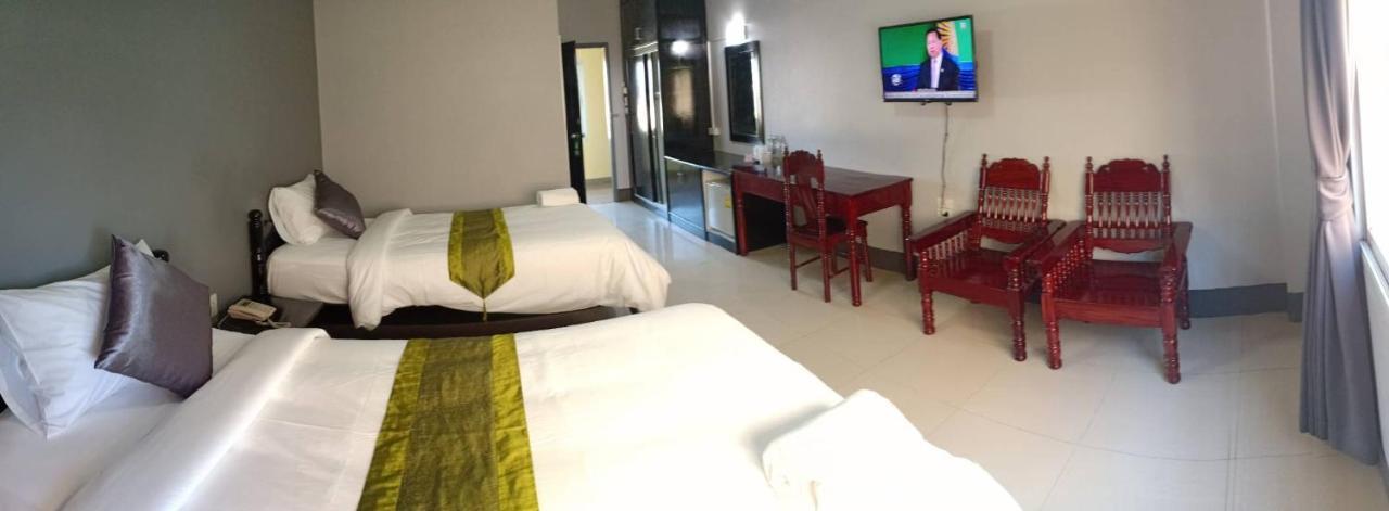 Submukda Phoomplace Hotel Mukdahan Dış mekan fotoğraf