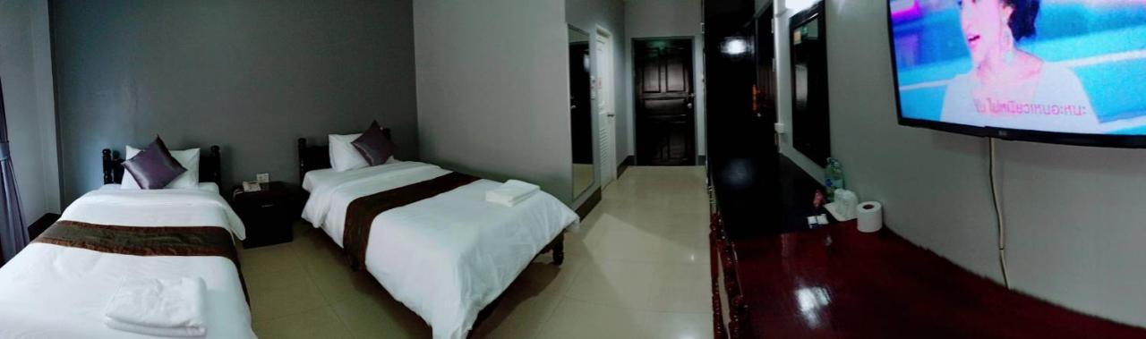 Submukda Phoomplace Hotel Mukdahan Dış mekan fotoğraf